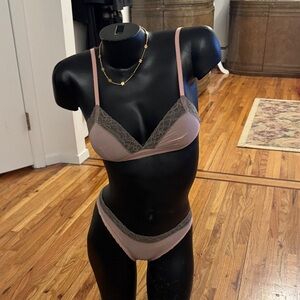 Chic Lace Trim Blush Bra Set